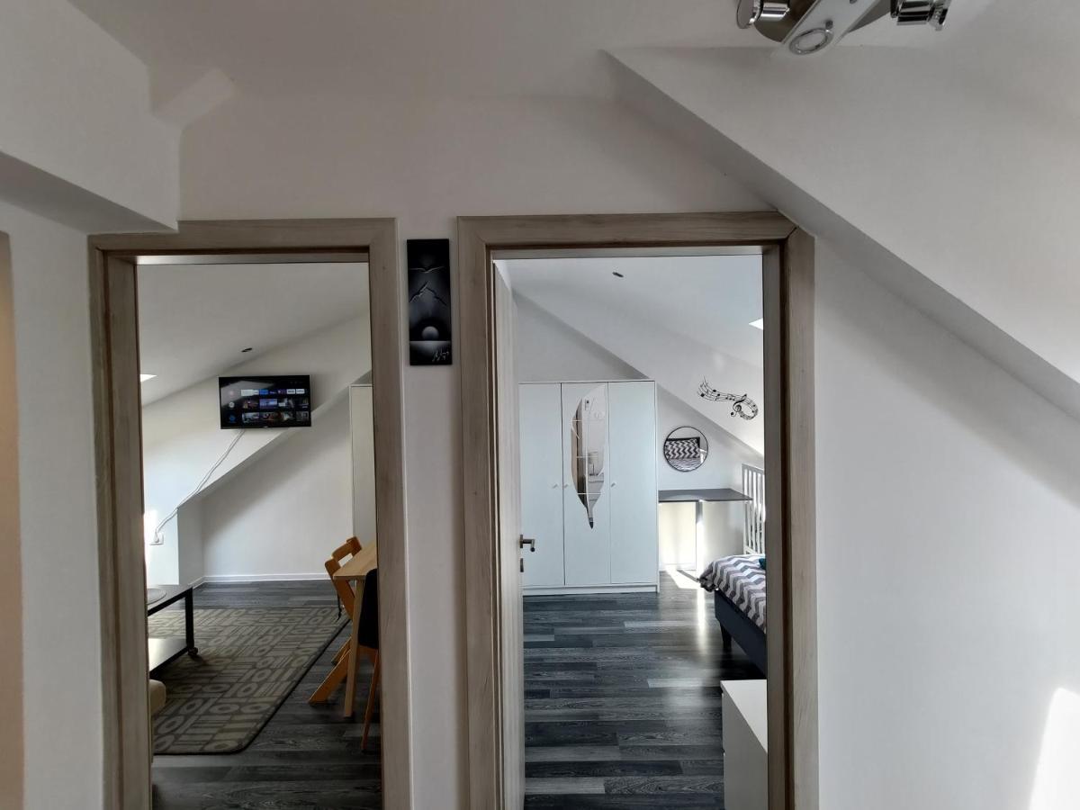 Apartment Juliet Изола Екстериор снимка
